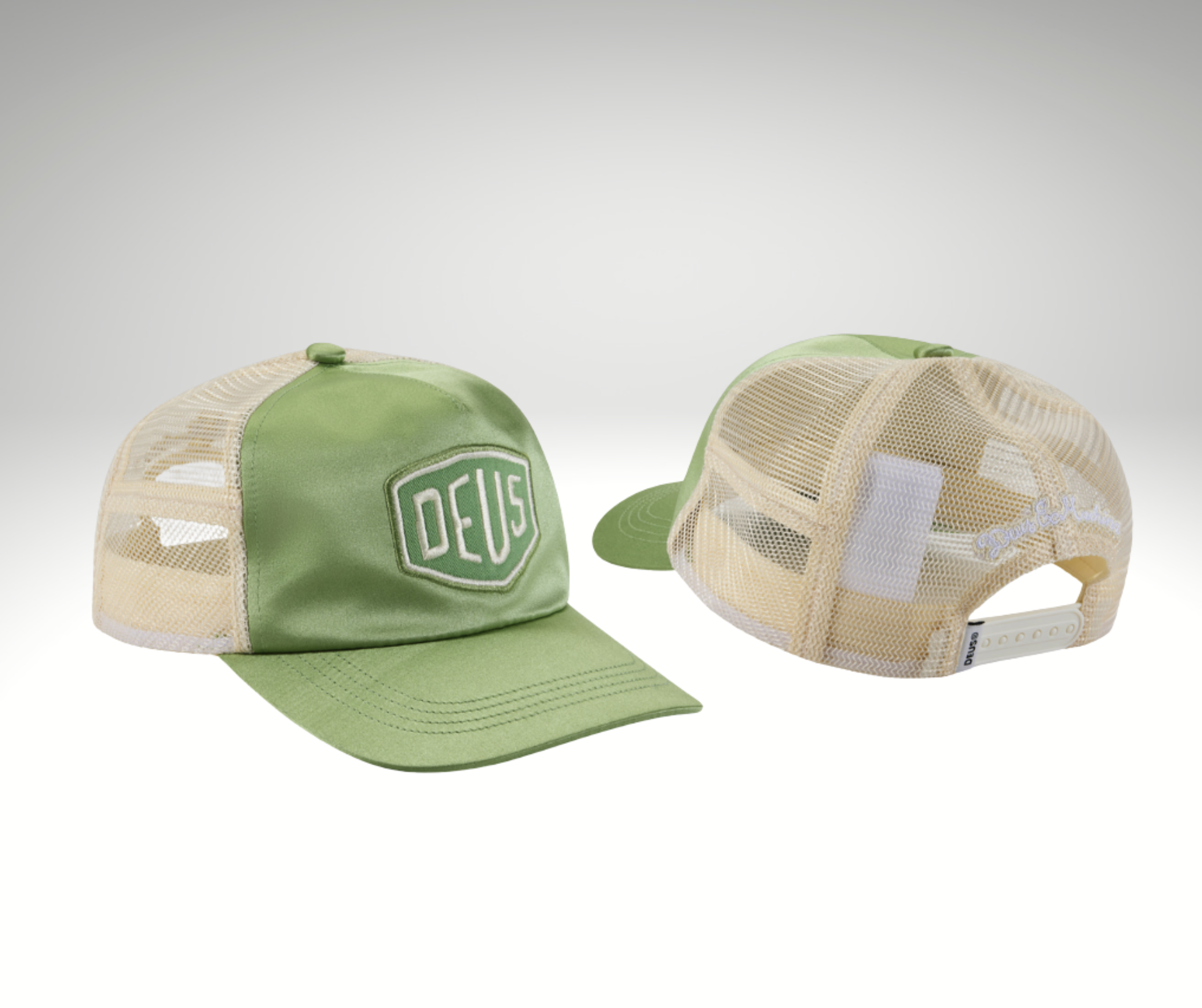 Deus Ex Machina Paris Shield Trucker