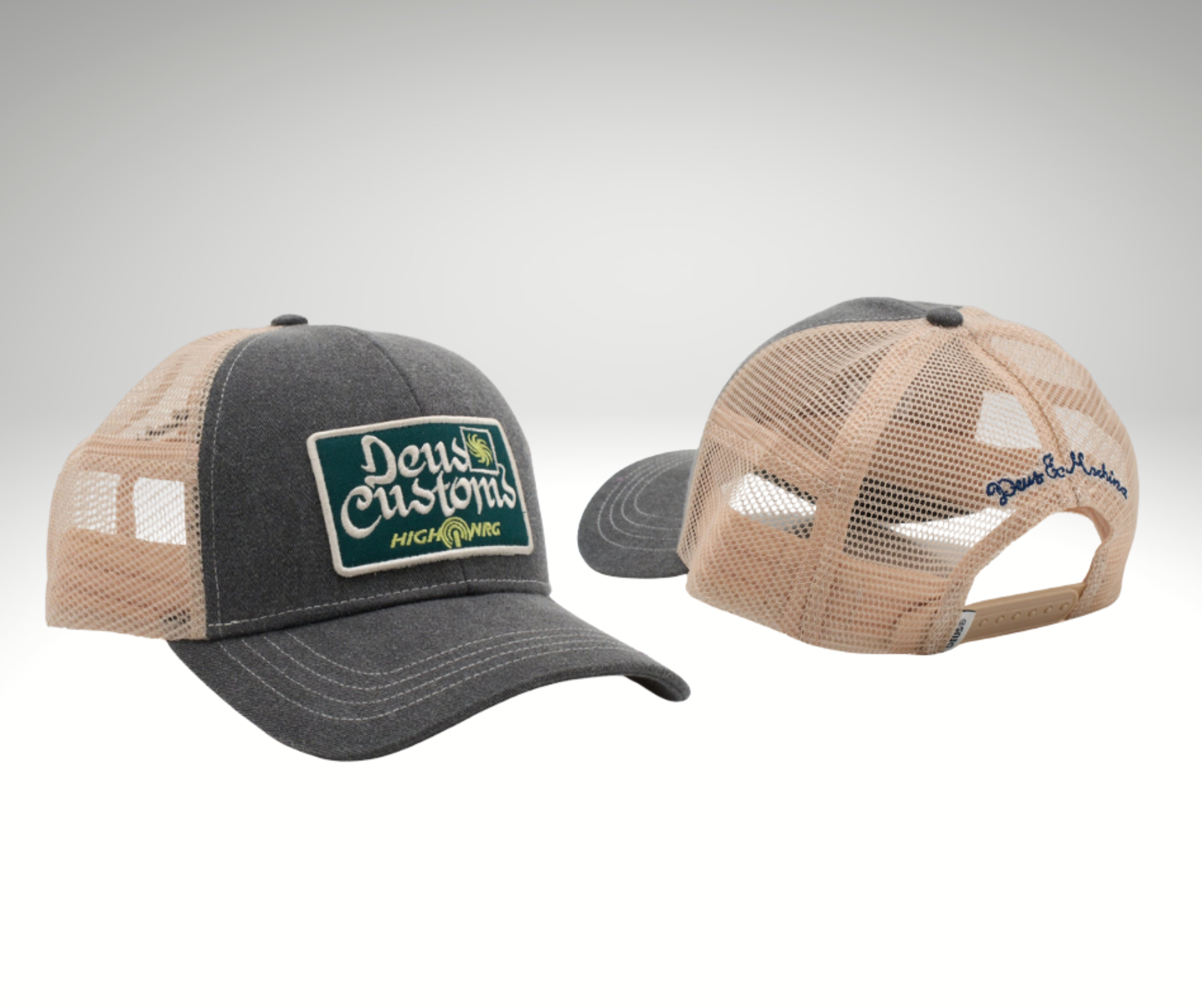 Deus Ex Machina Open Head Trucker