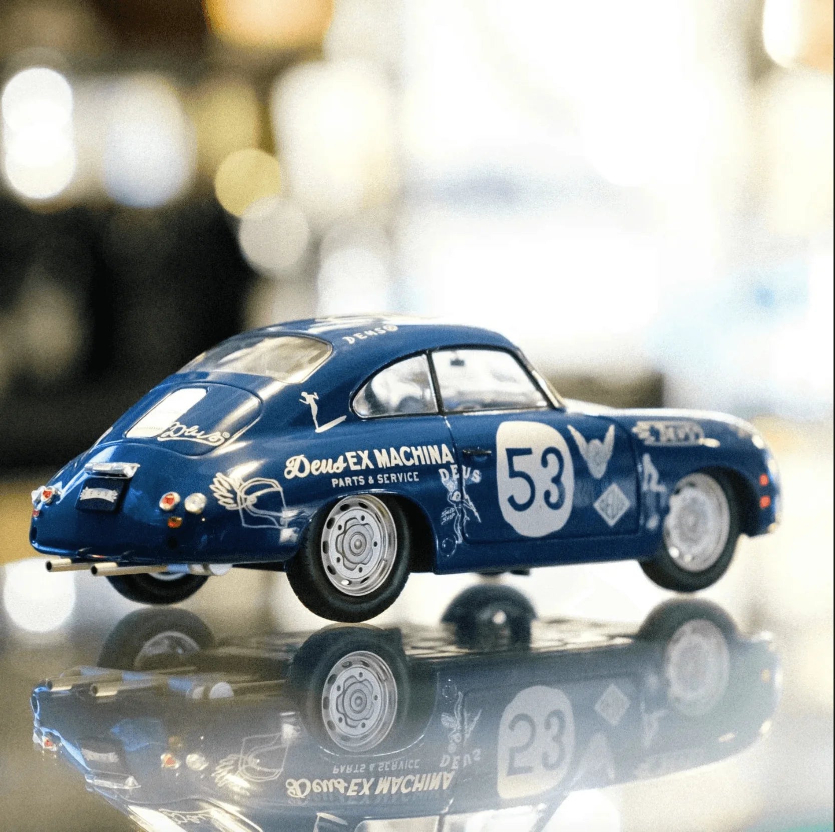 Deus Ex Machina X Solido Porsche 356